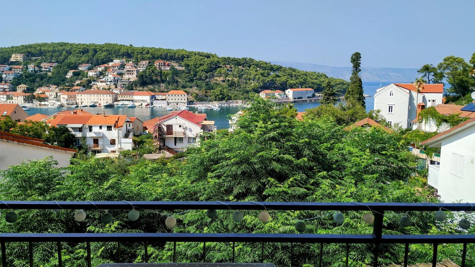 Sofia'S Way Apartments Jelsa  Buitenkant foto